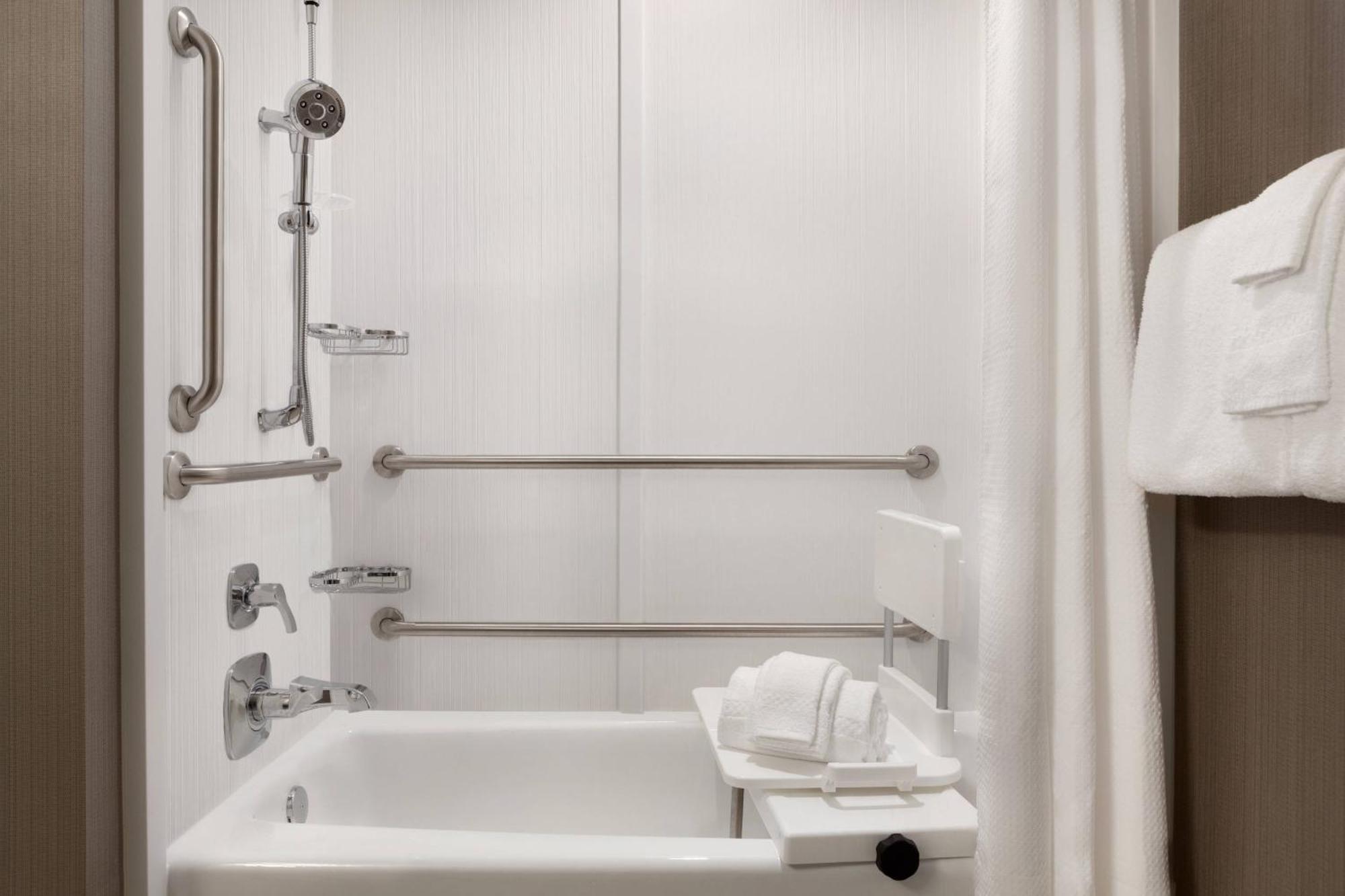 Hotel Courtyard By Marriott Boston Dedham/Westwood Esterno foto